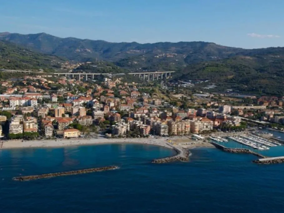 Casa Lorena A 50 Mt Dal Mare San Bartolomeo Al Mare