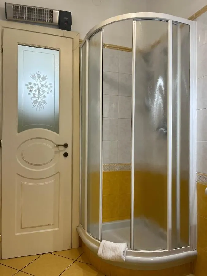 Casa Lorena A 50 Mt Dal Mare San Bartolomeo Al Mare Apartment