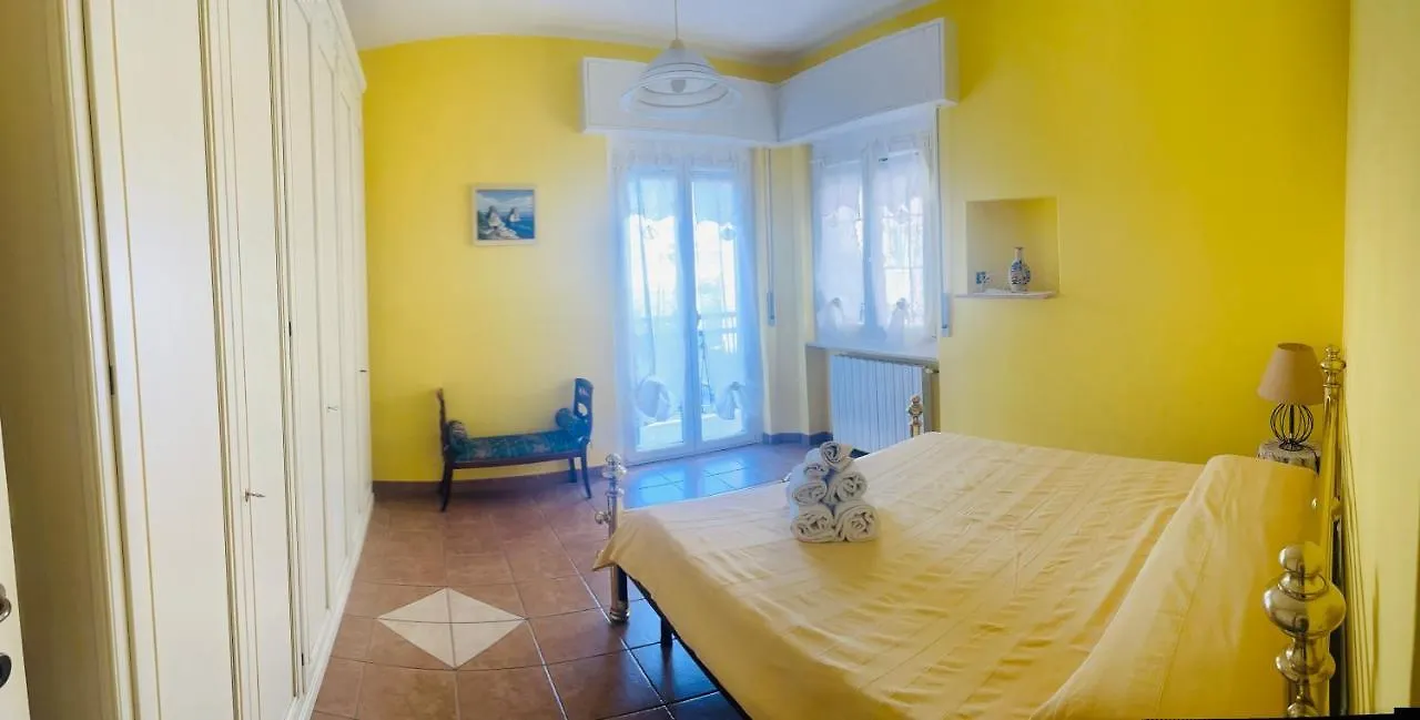 Casa Lorena A 50 Mt Dal Mare San Bartolomeo Al Mare 0*,  Italy